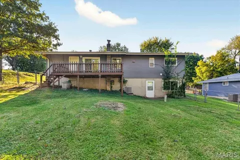 Exterior - 1451 Sunset Dr, Arnold, MO 63010 photo 3 of 5