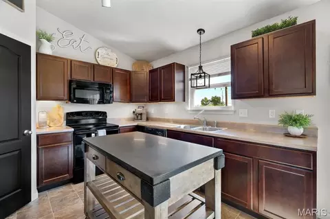 Kitchen - 2180 Central Park Dr, Troy, MO 63379 photo 2 of 3