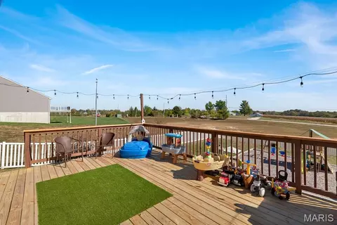 Exterior - 2180 Central Park Dr, Troy, MO 63379 photo 7 of 11