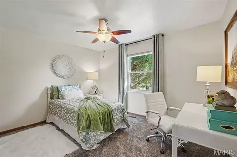 Bedroom - 8 Redbud Dr, Warrenton, MO 63383 photo 3 of 3