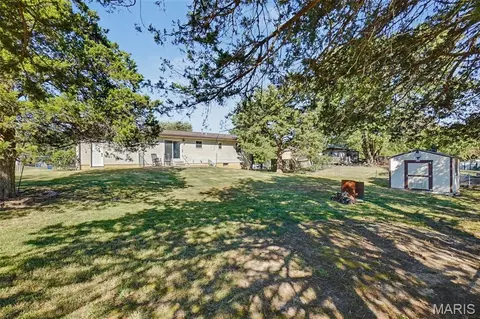 Exterior - 8 Redbud Dr, Warrenton, MO 63383 photo 8 of 8