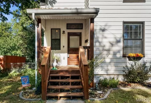 Exterior - 7407 Commonwealth Ave, Maplewood, MO 63143 photo 2 of 8
