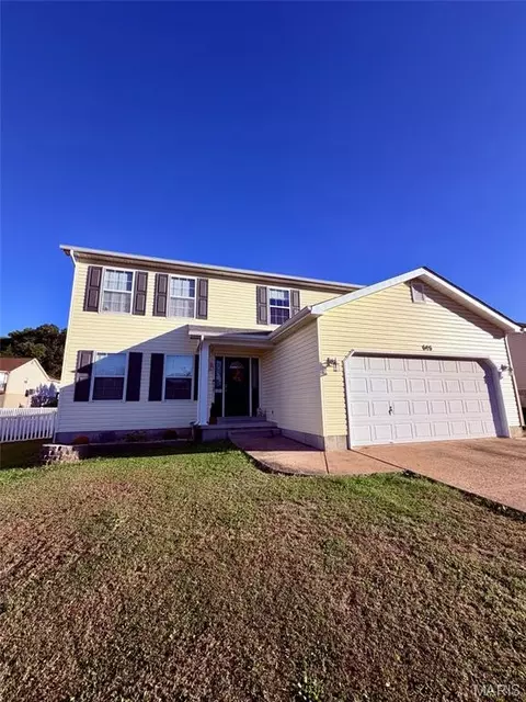 646 Friedberg Dr, Herculaneum, MO 63048