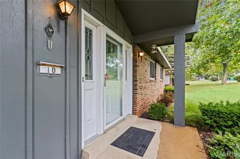 Exterior - 10 Windswept Dr, Arnold, MO 63010 photo 3 of 7