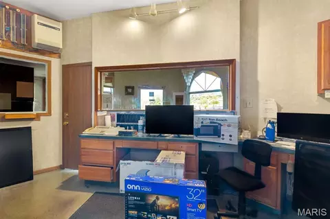 Other - 3604 Mcmasters Ave, Hannibal, MO 63401 photo 15 of 20