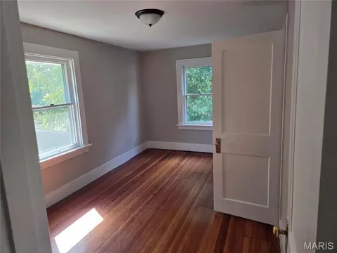 Bedroom - 30 Royal Ave, Ferguson, MO 63135 photo 3 of 8