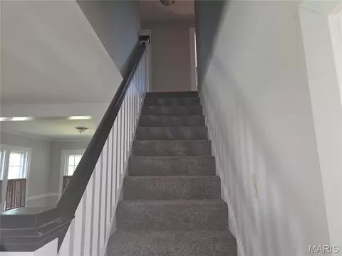Entry Way - 30 Royal Ave, Ferguson, MO 63135 photo 3 of 4