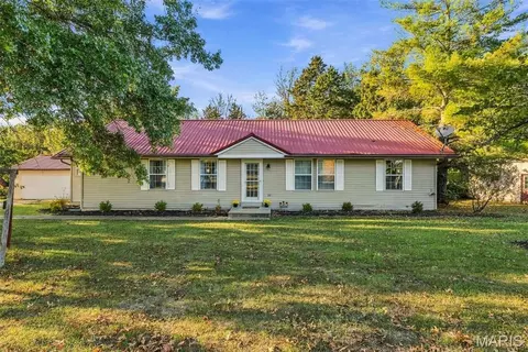 10341 Rose Ln, Foristell, MO 63348