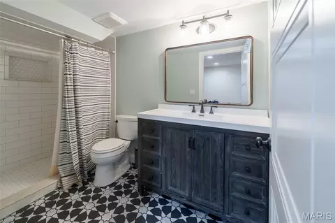 Bath - 225 High St, Washington, MO 63090 photo 2 of 2