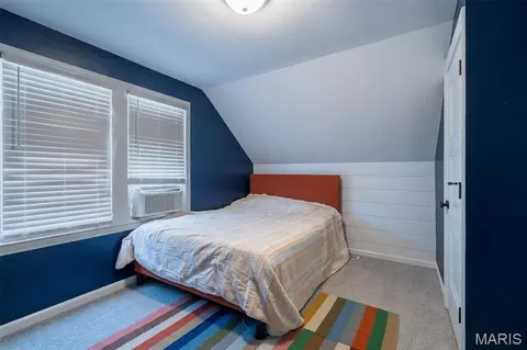 Bedroom - 225 High St, Washington, MO 63090 photo 2 of 4