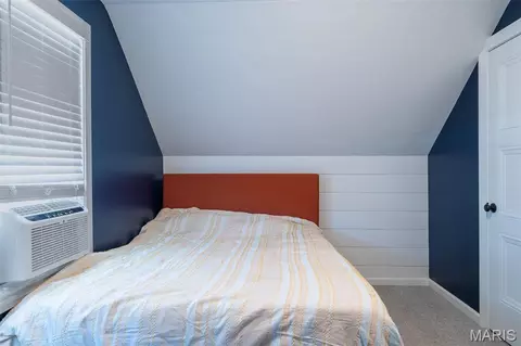 Bedroom - 225 High St, Washington, MO 63090 photo 1 of 4