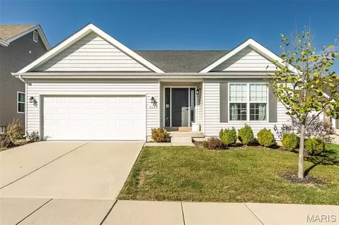 417 Cozy Pines Dr, Lake Saint Louis, MO 63367