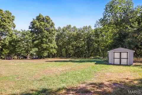 Exterior - 230 N Bernhardt Ave, Gerald, MO 63037 photo 2 of 2
