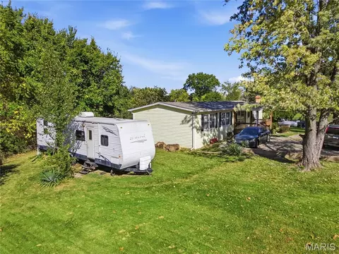 Exterior - 167 Menne Rd, O'fallon, MO 63366 photo 6 of 7