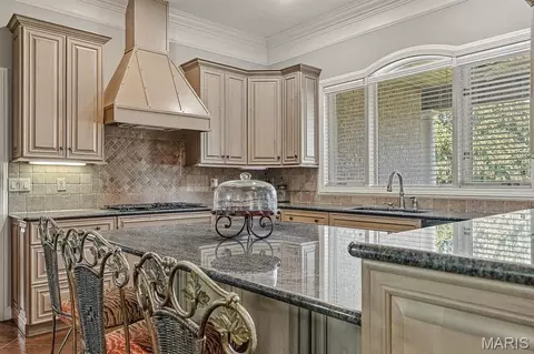 Kitchen - 1208 Pintail Cv, Kennett, MO 63857 photo 6 of 7