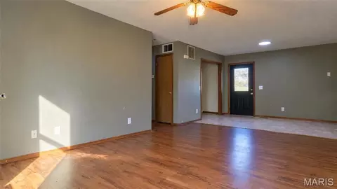 Living - 1302 E 1st St, Salem, MO 65560 photo 2 of 3