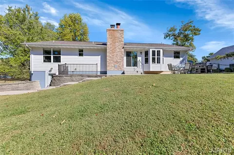 Exterior - 2264 Pine Lake Loop, Gray Summit, MO 63039 photo 7 of 10