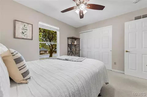 Bedroom - 2264 Pine Lake Loop, Gray Summit, MO 63039 photo 9 of 11