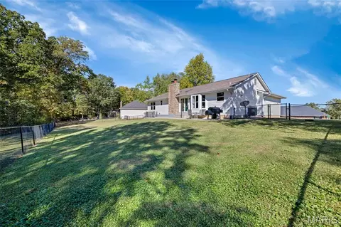 Exterior - 2264 Pine Lake Loop, Gray Summit, MO 63039 photo 9 of 10