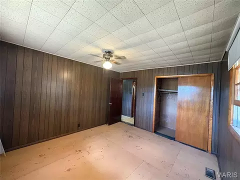Bedroom - 1975 County Road 856, Bunker, MO 63629 photo 4 of 7