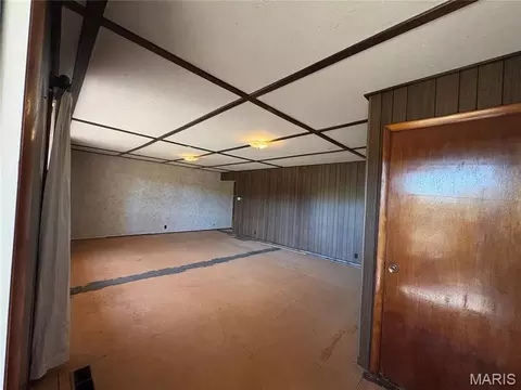 Living - 1975 County Road 856, Bunker, MO 63629 photo 2 of 7
