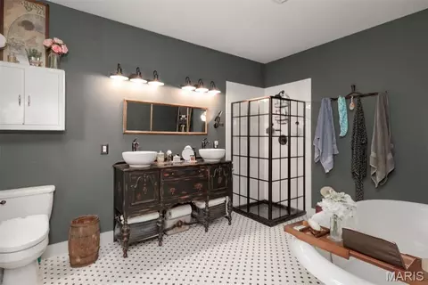 Bath - 7877 Sylvan Pl, Dittmer, MO 63023 photo 1 of 3