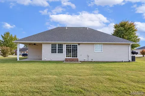 Exterior - 2310 York Dr, Jackson, MO 63755 photo 5 of 6