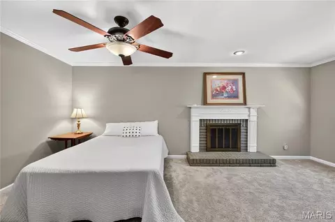 Bedroom - 15552 Chequer Dr, Chesterfield, MO 63017 photo 6 of 8