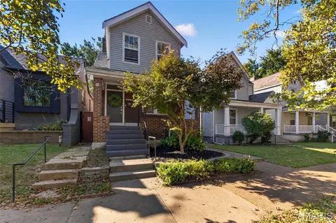 4320 Arsenal St, Saint Louis, MO 63116