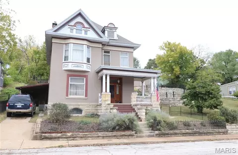 310 Boyd St, De Soto, MO 63020