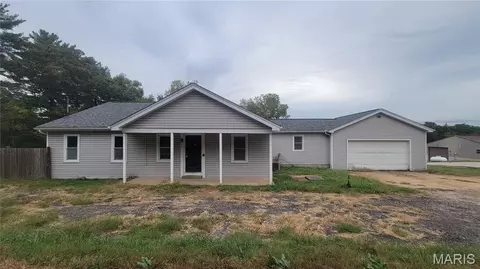 1207 Tinhouse Rd, Hillsboro, MO 63050