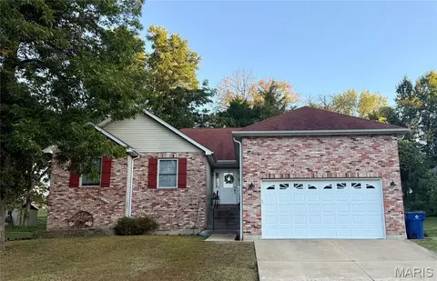 1274 Jonathan Ct, Washington, MO 63090 photo 2