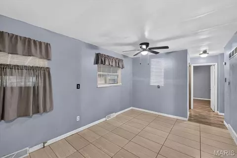 Entry Way - 3315 Joyce Dr, Saint Charles, MO 63301 photo 3 of 5