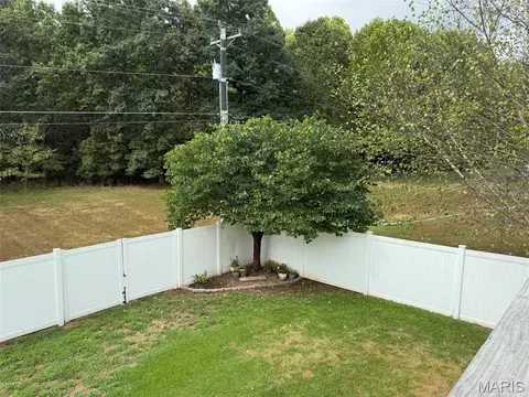 Exterior - 128 Sycamore Dr, Saint Robert, MO 65584 photo 6 of 11