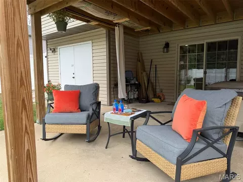 Exterior - 128 Sycamore Dr, Saint Robert, MO 65584 photo 9 of 11