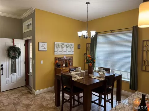 Entry Way - 128 Sycamore Dr, Saint Robert, MO 65584 photo 1 of 4