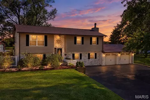 2826 Imbs Station Rd, Millstadt, IL 62260