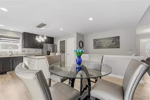 Dining - 152 Lake Tucci Cir, Wright City, MO 63390 photo 3 of 3