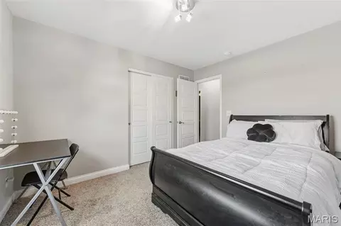Bedroom - 152 Lake Tucci Cir, Wright City, MO 63390 photo 5 of 5