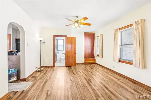 Living - 108 E 2nd South St, Mount Olive, IL 62069 photo 4 of 5