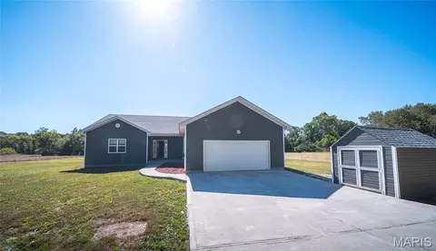 212 Tiny Blossom Flds, Villa Ridge, MO 63089
