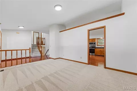 Living - 145 Bluff View Dr, Troy, MO 63379 photo 3 of 4
