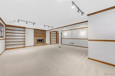 Living - 145 Bluff View Dr, Troy, MO 63379 photo 4 of 4