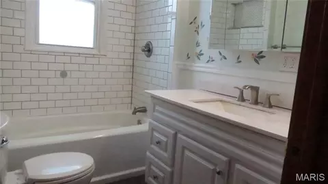 Bath - 101 W Haven St, Moro, IL 62067 photo 1 of 3