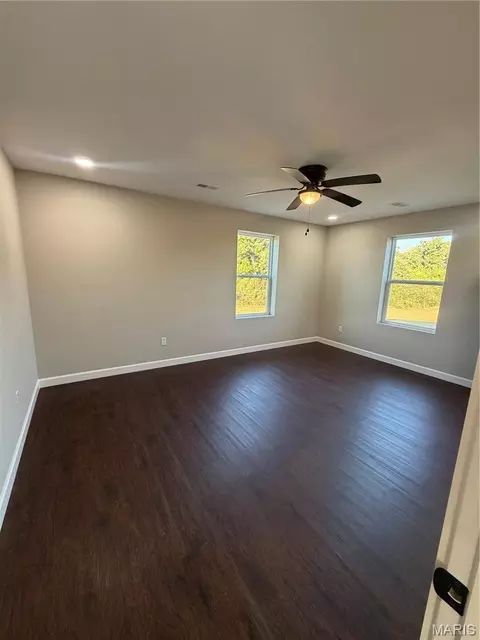 Bedroom - 11404 Hwy 24, Madison, MO 65263 photo 1 of 6
