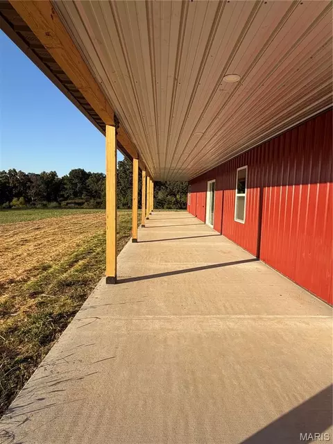 Exterior - 11404 Hwy 24, Madison, MO 65263 photo 3 of 10