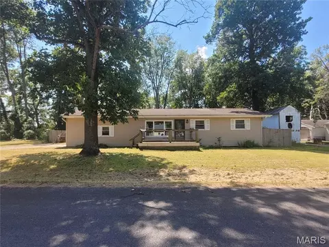 204 Easy St, Chaffee, MO 63740