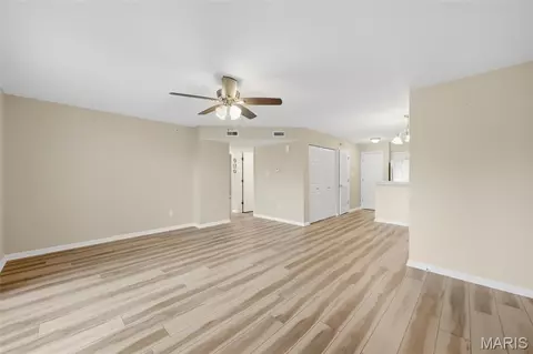 Living - 1220 River Chase Dr #100, Arnold, MO 63010 photo 1 of 2