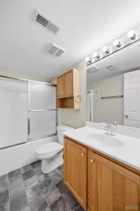 Bath - 1220 River Chase Dr #100, Arnold, MO 63010 photo 2 of 2
