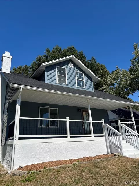 7711 Dale Ave, Richmond Heights, MO 63117
